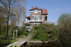 07